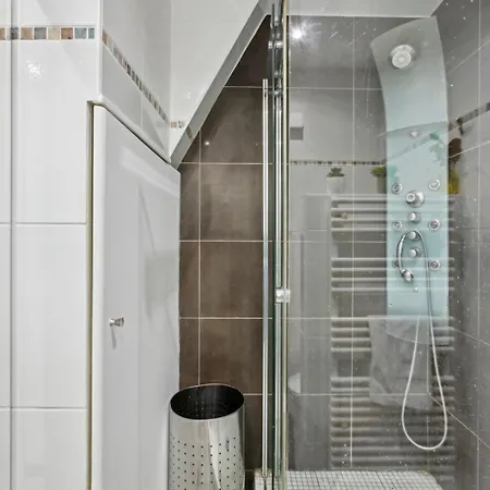 Bnbnook - Classic 1br Near Notre-dame & Louvre