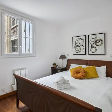 Bnbnook - Classic 1br Near Notre-dame & Louvre *